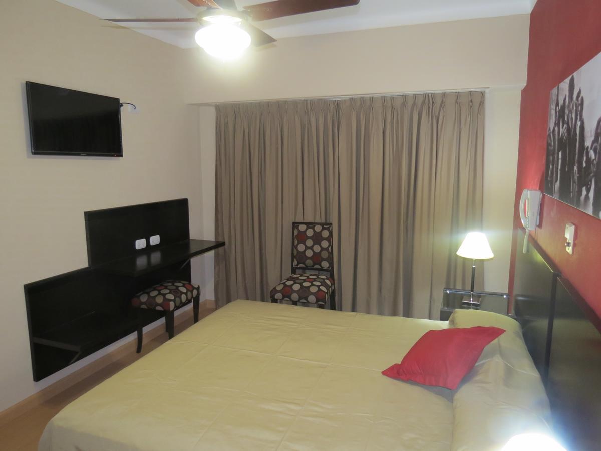 Hotel Trocadero Necochea Bagian luar foto