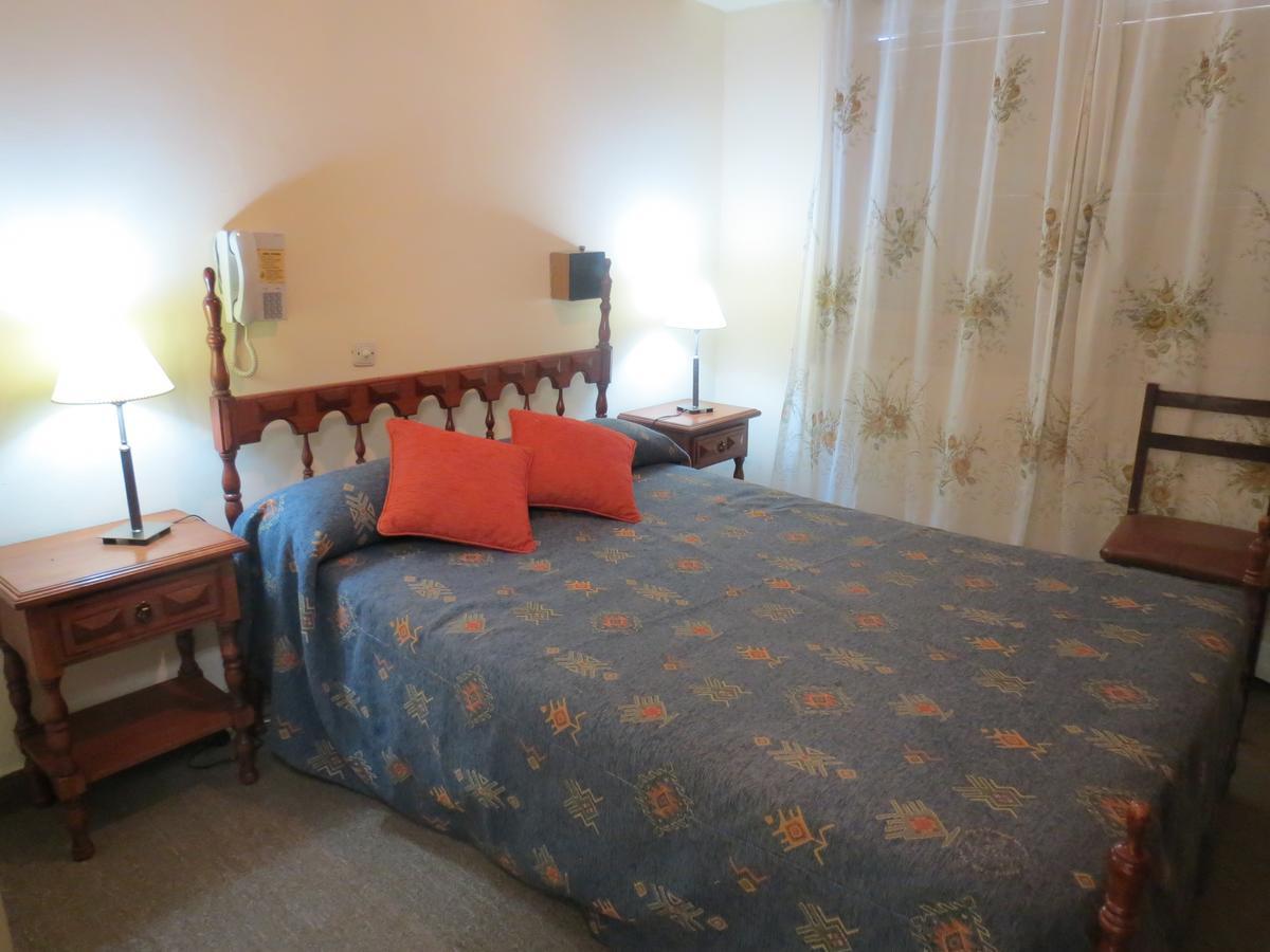 Hotel Trocadero Necochea Bagian luar foto